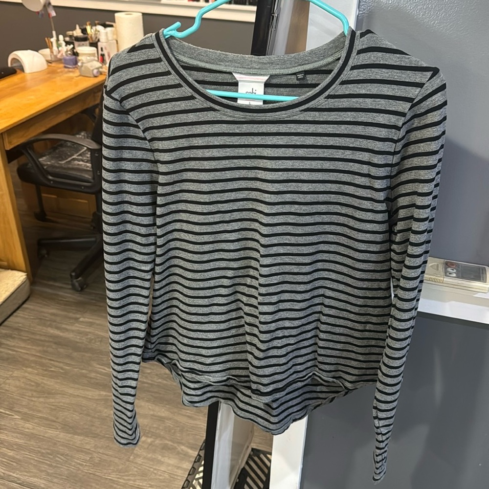 Cabi top